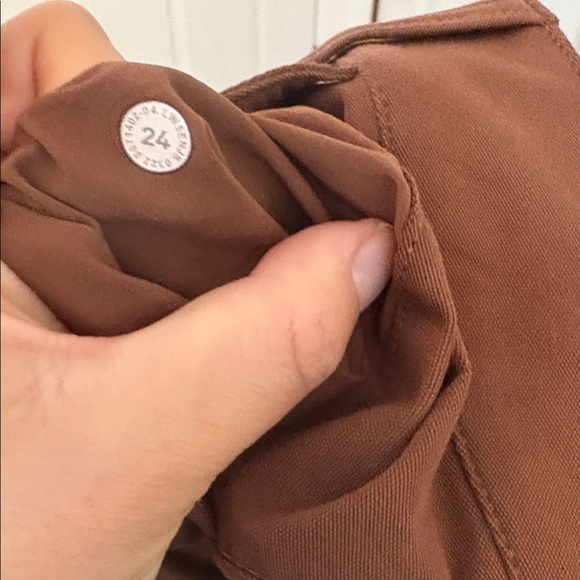 Lululemon City Sleek 5 Pocket Wide-Leg High-Rise Pant *Light  sz 24 - Picture 4 of 7